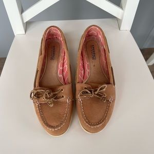 Sperry Top-Sider Camel with Pink Inner Trim and Soles Size 7